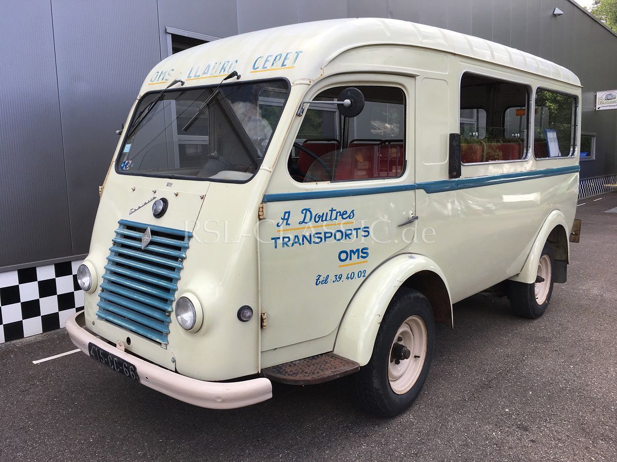 Renault Goelette Schulbus