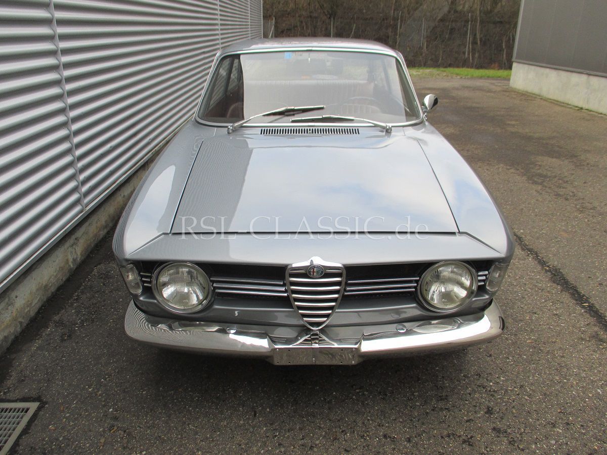 Alfa Romeo Sprint GT Veloce 1600