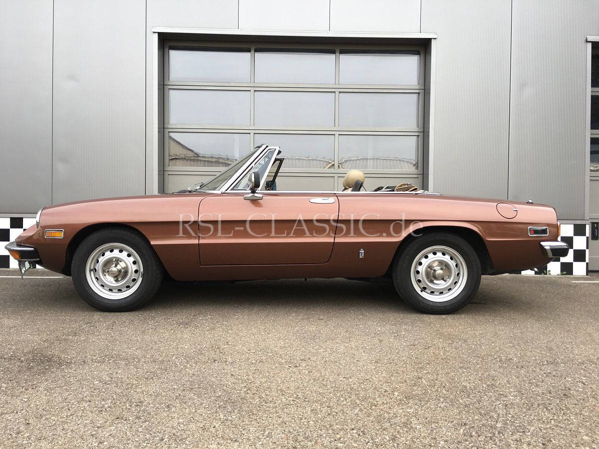 Alfa Romeo Spider Veloce